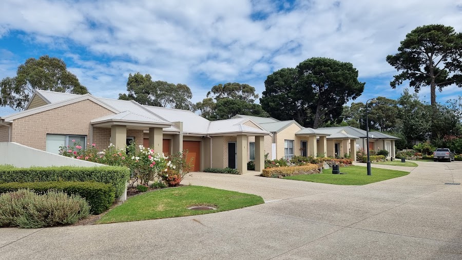 Dingley Village