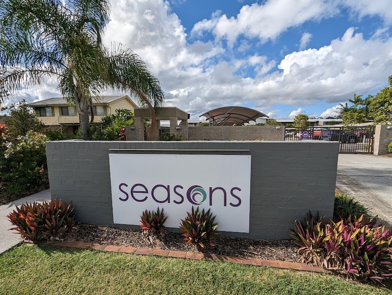 Seasons Seniors' Living - Waterford West