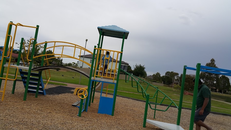 Kialla Gardens Village