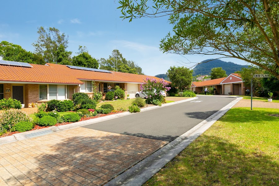 Uniting Farmborough Grove Unanderra — aged care facility