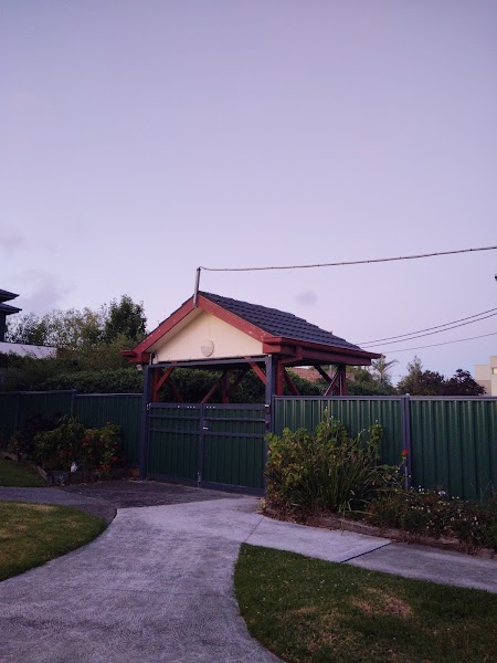 Bentleigh East