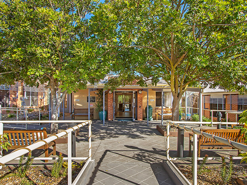 IRT Crown Gardens