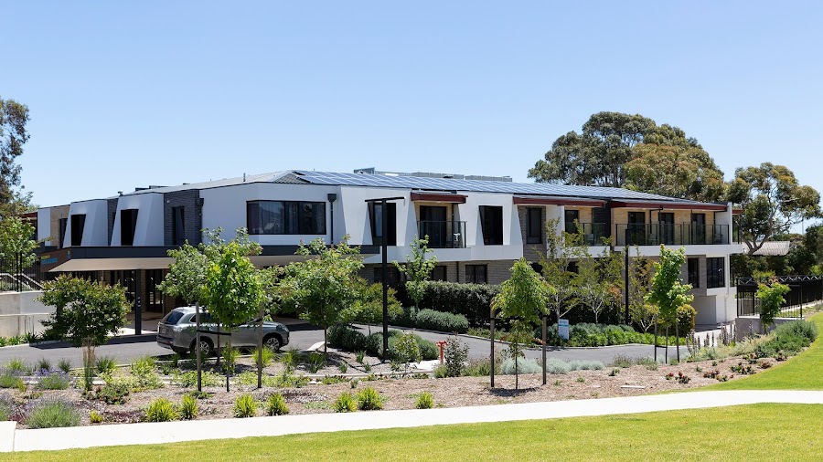 Regis Burnside (entry via Sturdee Street)
