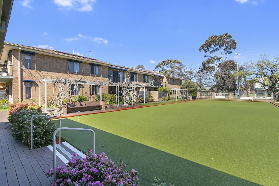 Levande Oak Grange Community